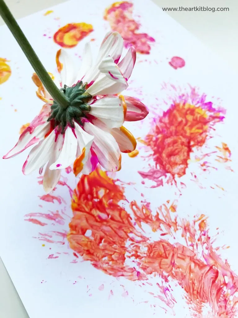 painting-with-flowers-nature-art-the-art-kit-pinterest