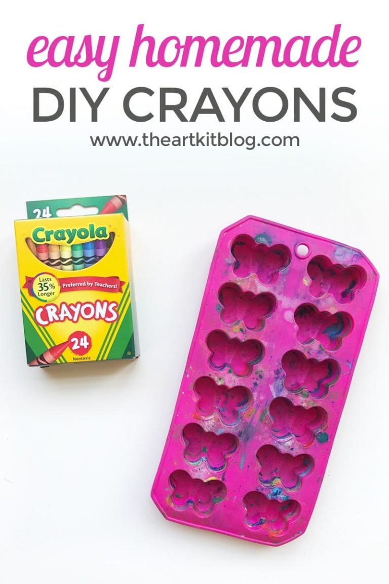 How to make easy homemade crayons from @theartkit www.theartkitblog.com