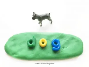 spelling-practice-with-playdough-the-art-kit-letter-practice-pinterest