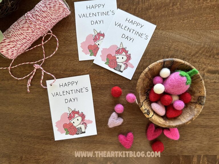 happy-valentines-day-gift-tags-card-printable-unicorn_the-art-kit-1