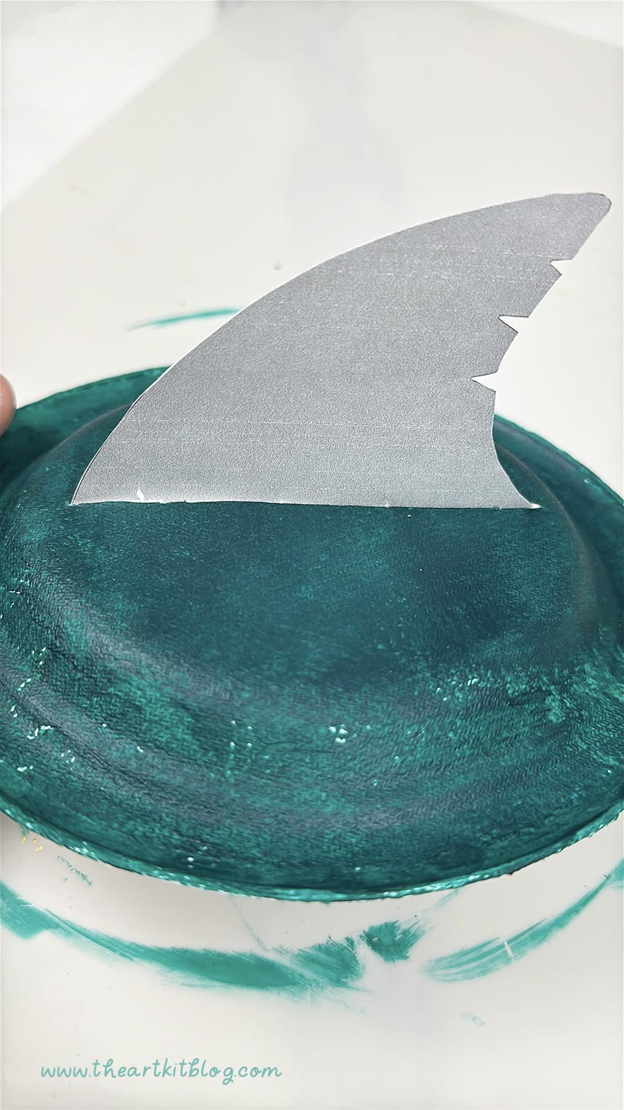 shark-paper-plate-craft-4