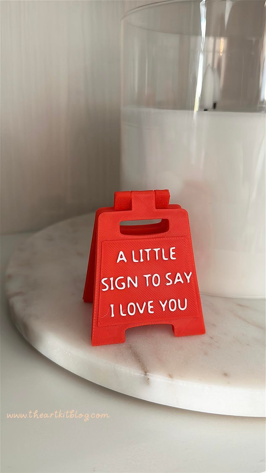 a-little-sign-to-say-i-love-you