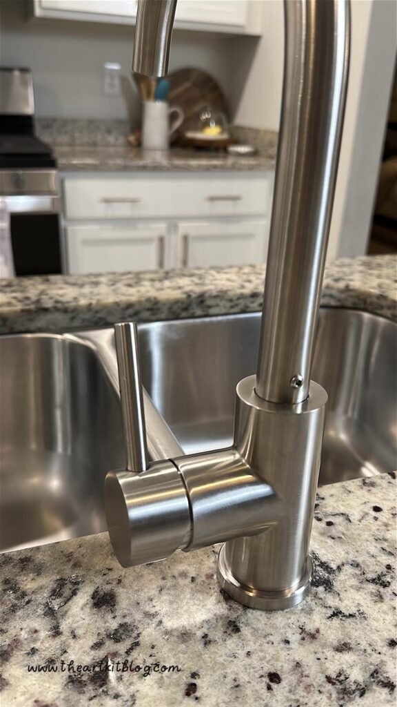 stainless-steel-kitchen-faucet-2